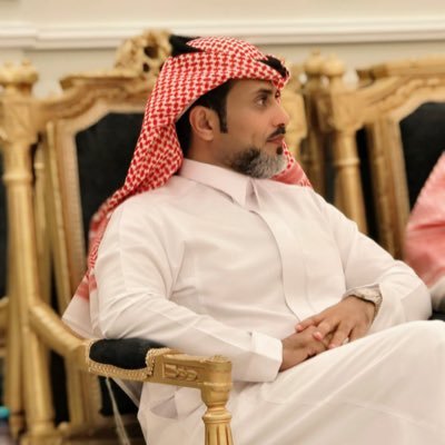 لك مني ما أراه منك أنا ذو ودّ لمن دام ودّه نحن بسطاء نؤمن بالعفوية والنقاء ونعذر من نسي ونسعد من بقي ومن ساق لنا بالطيب سقنا له بالود والمحبة.