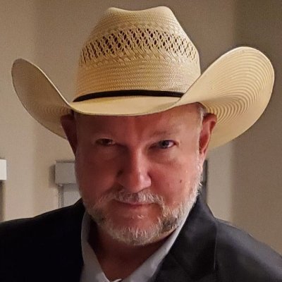 Founder, SEO Speaker, Writer & Trainer, Comic Book Geek, & KU Jayhawks Fan. I specialize in Food, DIY, & Lifestyle blogs and heart #SiteAudits #Bacon and more!