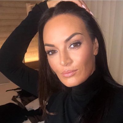 glorybeax's profile picture. yaşım 46 olabilir bu sizi hiç ilgilendirmez..