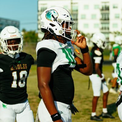 |C/o 2028 |Atlantic HS 🦅 |LB|4.0 gpa | |6’2 195| |Cell: 561-356-2229