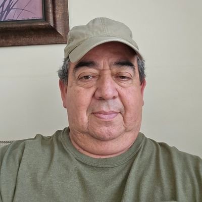 Economista, progresista. En lucha por una mejor Colombia donde hayan oportunidades para todos y encontremos juntos el progreso de nuestro país.