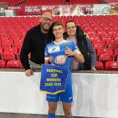 Married to the lovely Lesley ,dad of two absolute crackers Alfie and Ruby-Mae ⚽️