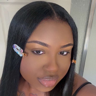 Beeski The Mfkin bama Barbie 💕 IG : the.realbarbie_ ♓️