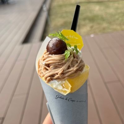 休日はカフェでスイーツと本📖☕ そんなゆるめの暮らしを楽しみつつ、 お金や副業のことも少しずつ学び中💰 無理せず楽しく、がマイルールです🌿 相互フォロー100