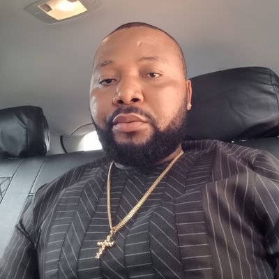 RizzyRunz's profile picture. AUTOMOBILES || PHONE PLUG || THE SUN WILL RISE AND WE WILL TRY AGAIN. #wizkidfc and a Davido fan.