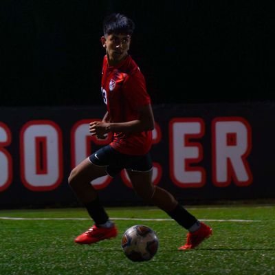6'0 160lb
Fullback/Winger
C/O 27
Hewitt-Trussville (7A) Varsity/Revolution SC 09 Elite
GPA:4.194
juan1gomezsoccer@gmail.com