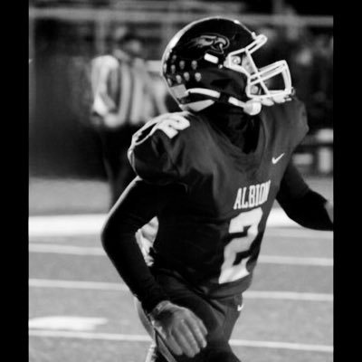 5STARATHL3TE's profile picture. God✝️Family, Football…class:2027 ,position:WR…Albion NY