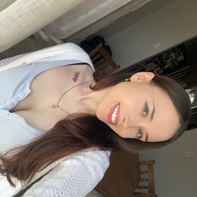 ☆ || literally everything: Claudzmo || full time verified streamer on Twitch || business inquiries: claudzmo@gmail.com 💸https://t.co/3dFGZtVYqZ
