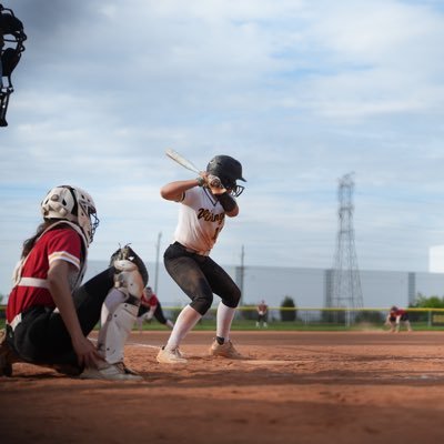 #26 Sparks Premier 16u JP | St. Laurence HS Varsity Softball | 2027 | 4.41 GPA | Right Handed | OF | UTL hmarusarz07@gmail.com