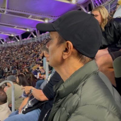 Sam lohan Profile