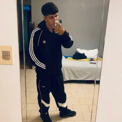 🎭
