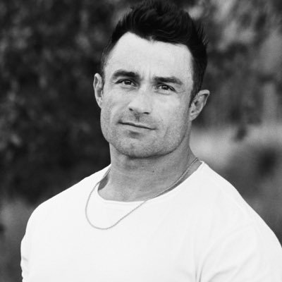 JonnyCatanzano's profile picture. ⚡️ I help men and women transform their physiques⚡️25 yrs experience , IFBB Pro, Former D1 athlete 🏈 , Tennessee Volunteer Alum, 3X dog dad