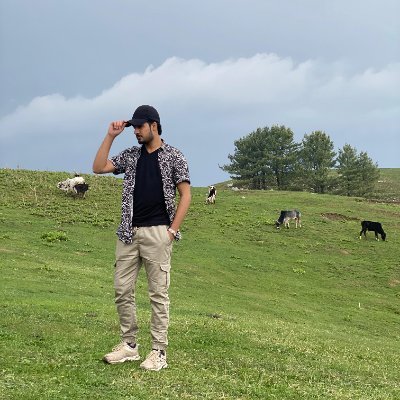 Daniyalaziz0521's profile picture. Adventure-seeker with a heart full of mountain love 🏔️❤️