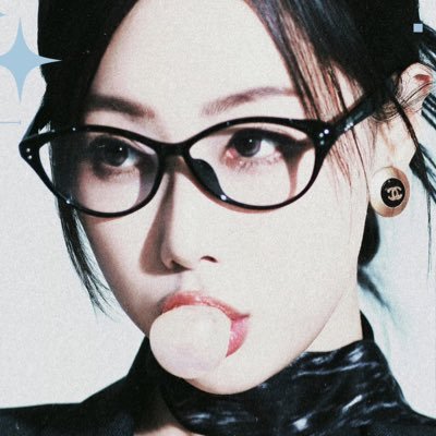mostly dreamcatcher & loona, sometimes eunbi & queenz eye. i spam rt