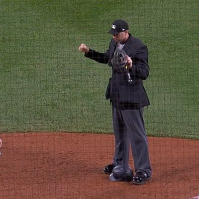 newplayerr9's profile picture. 