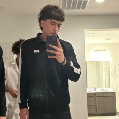 FabianV94514164's profile picture. 