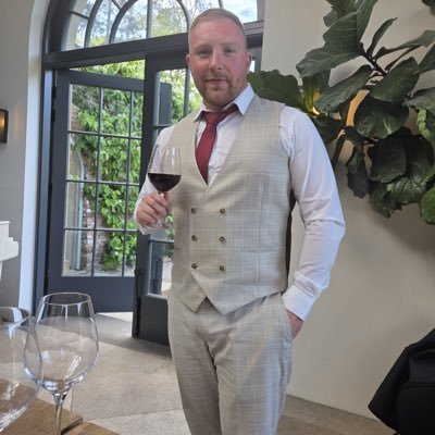 Dmaher92rafc's profile picture. just a dead nice guy who gets pied more than your average baker.