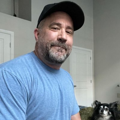 zachmccgowan's profile picture. Life is fluid