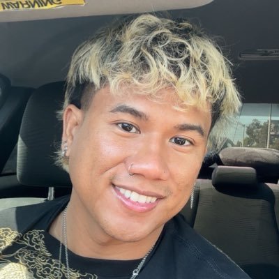 __fredv's profile picture. unserious ass