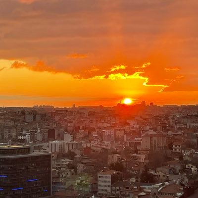 İÜ Justice / Seni Halk Adına Ölüme Mahkum Ediyorum...!