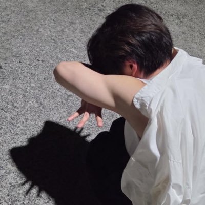 cbxxoxo's profile picture. we are 1 & 127 is everywhere