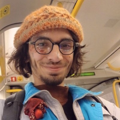 ruzgarimski's profile picture. living in the glitch