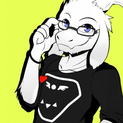 CollegeDreamz's profile picture. 𝕋𝕒𝕜𝕚𝕟𝕘 𝕥𝕙𝕚𝕟𝕘𝕤 𝕠𝕟 𝕔𝕝𝕒𝕤𝕤 𝕒𝕥 𝕒 𝕥𝕚𝕞𝕖