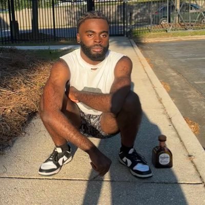 ftcu_jay's profile picture. 22🍾 🌈🌚