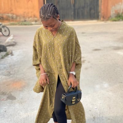 debor82123's profile picture. 