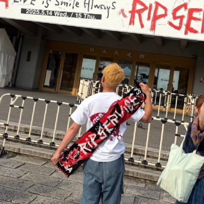 21🚹 LiSAっ子 @LiSA_OLIVE リプとかDM送ってもらえたら嬉しいです!LiSAっ子さんまだまだひよっこですが絡みましょ✌️
