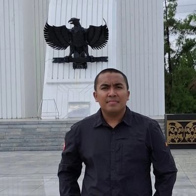 Seseorang yang ingin terus belajar dan mencari tahu bagaimana untuk memperbaiki diri