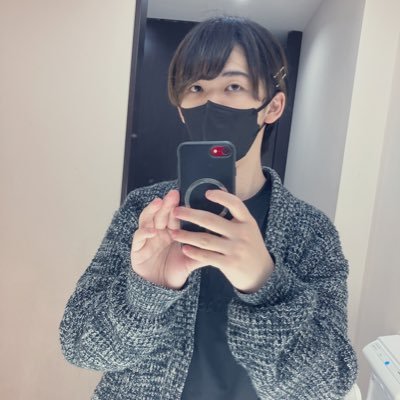 Twitchで顔出し配信してます 日韓ハーフの20歳です 韓国料理は苦手です 筑前煮と鯖の煮付けが好きです 🗝@deepouri