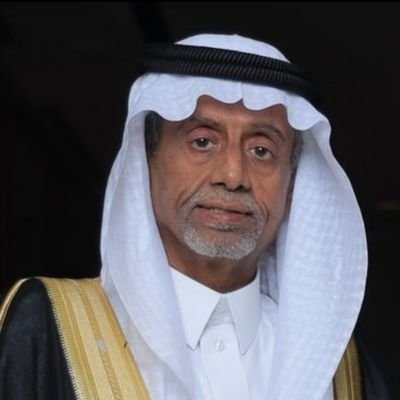 والدي هو معلمي الأول وهو من يعيش في وجداني ماحييت، الدنيا فيها سعة لاتعسرها بضيق أفقك !
وطني خط أحمر 🇸🇦
العميد هو الحب الأزلي 💛🖤