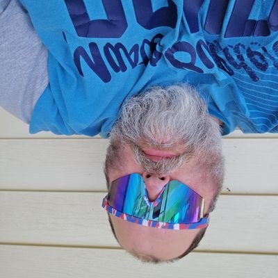 vanleuvan12324's profile picture. 