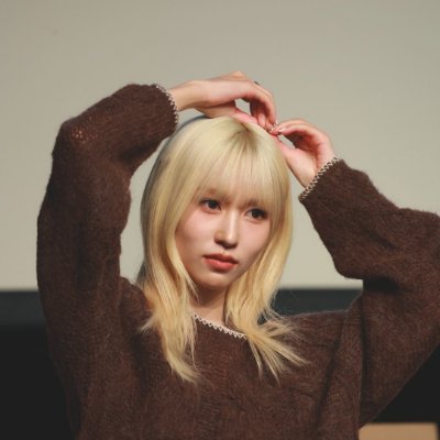 there really never is a dull moment in this city, huh? | ISTP-T | ONCE, DIVE, SWITH, flover | @n0ah_kurumi |
follow for peak @ishigami02