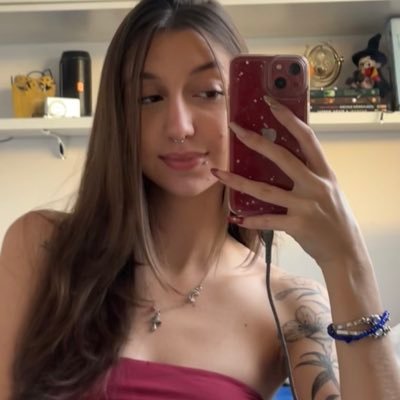 dLuaas__'s profile picture. eu ganhando o jogo linda, descansada eu jogo certo