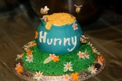 GinasQuirkyCake's profile picture. 