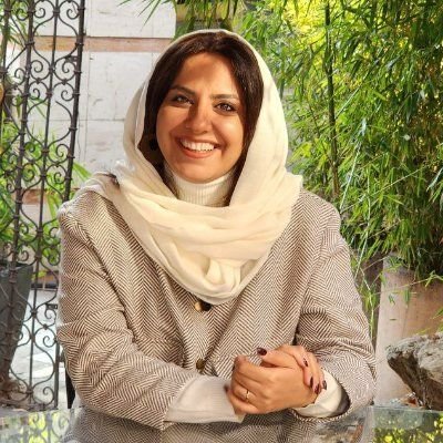 Misskimiair's profile picture. 👇 اینجا بهت میگم که کی دلار ، طلا ، خودرو و مسکن بخری یا بفروشی …
🔴 راستی هایلایت طلای آنلاین رو هم حتما ببین👇