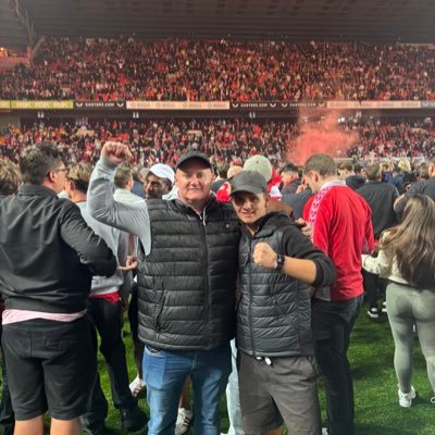 charltonharry11's profile picture. 