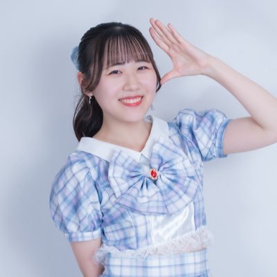 やっぱりまかろん。(@souda_odorou) 5.5期生4回生ルビーローズ🌹 逢田珠里依ちゃんと指原莉乃ちゃん! いつか太陽になります! @noisarah_ にもいます💛