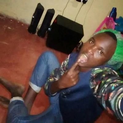v_kangonjei's profile picture. 