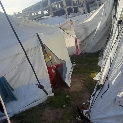 I'm Mohammed Zakaria from Gaza. We live under war and siege. I have a baby and no food or medicine. Please help us survive.
Thank you.😭💔🙏