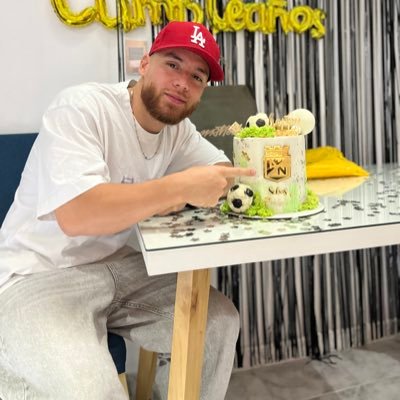 sebassssr07's profile picture. Loco por nacional🇳🇬