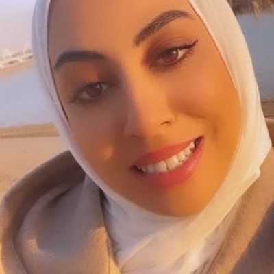 حَالِمَة وفَنَّانة أكتب وأَعْمَل في التَّسْويق الاسْتِرَاتِيجي وبِنَاء العَلَّامَة التِّجَارِية 🗺️🎞️💞🍃