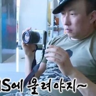 210210210210a's profile picture. 