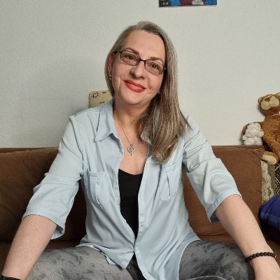🇩🇪 #Findomme - Content Creator 🎞️ - https://t.co/GtzjhayqRL | 💸 https://t.co/jF9r09wOLm
