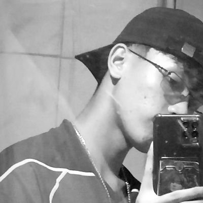 hoerny_bagets's profile picture. Horny