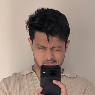 ruskinBhannd's profile picture. if Ruskin Bond was funny 🌝