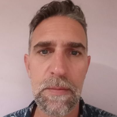 hikertrashpoet's profile picture. American poet in Anatolia.