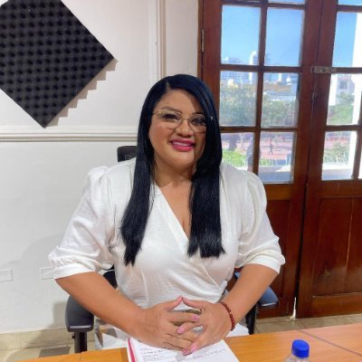 Abogada Magister en Derechos Humanos
Concejal del Distrito de Santa Marta- 2020- 2023
Diputada del Magdalena 2024-2027